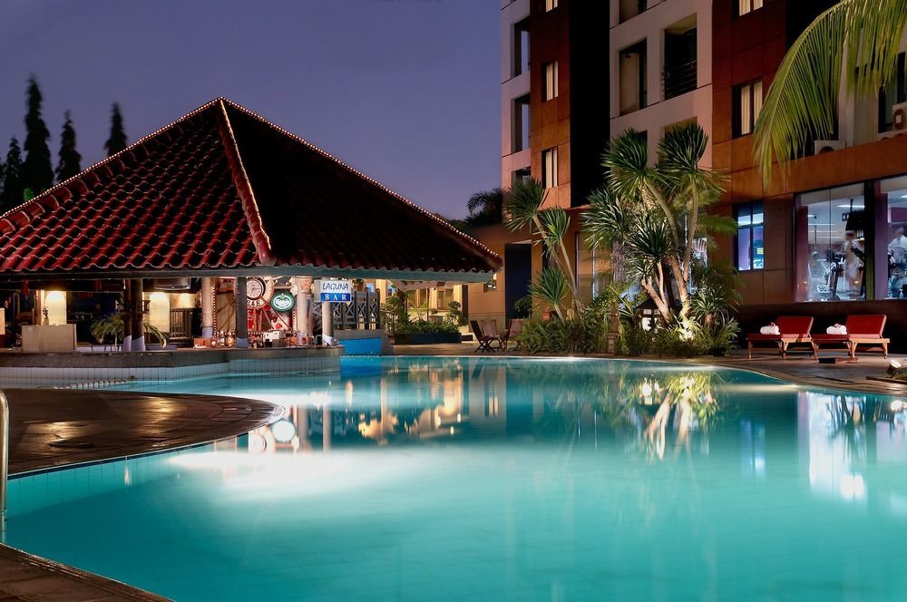 Kristal Hotel Jakarta Eksteriør billede